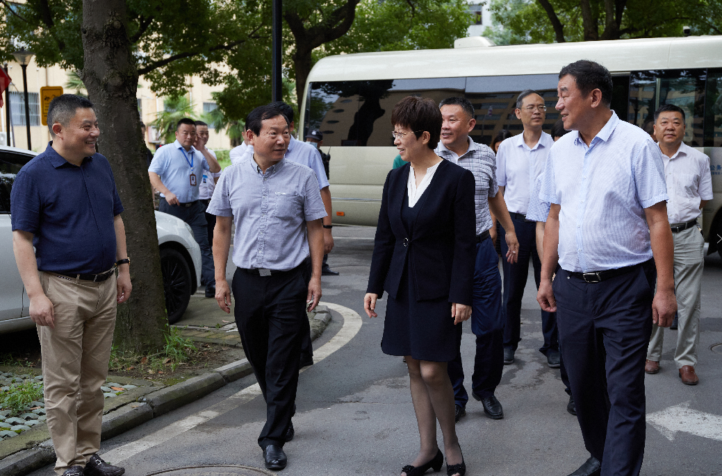 ​【百英百利大事记】凌云市长一行调研督导合肥职业技术学院科硕创新创业园稳就业、保民生工作