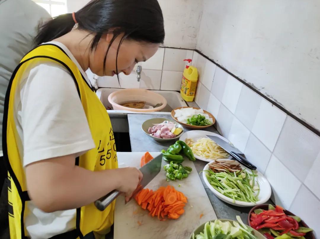 一起趣运动 悦享好时光丨百英百利趣味运动会